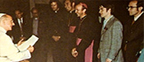 charismatic leaders with Paul
              VI