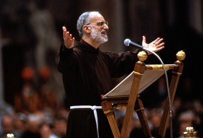 Raniero
                                Cantalamessa preaching in Rome
